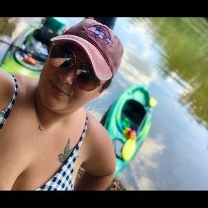 Meet your Posher, Brittany